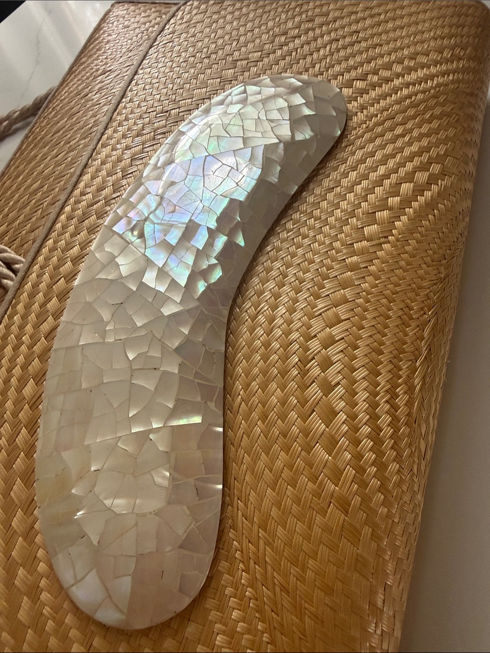 Vintage Cora Jacobs Women’s clutch with Iridescent Shell Accent natural - Picture 2 of 6